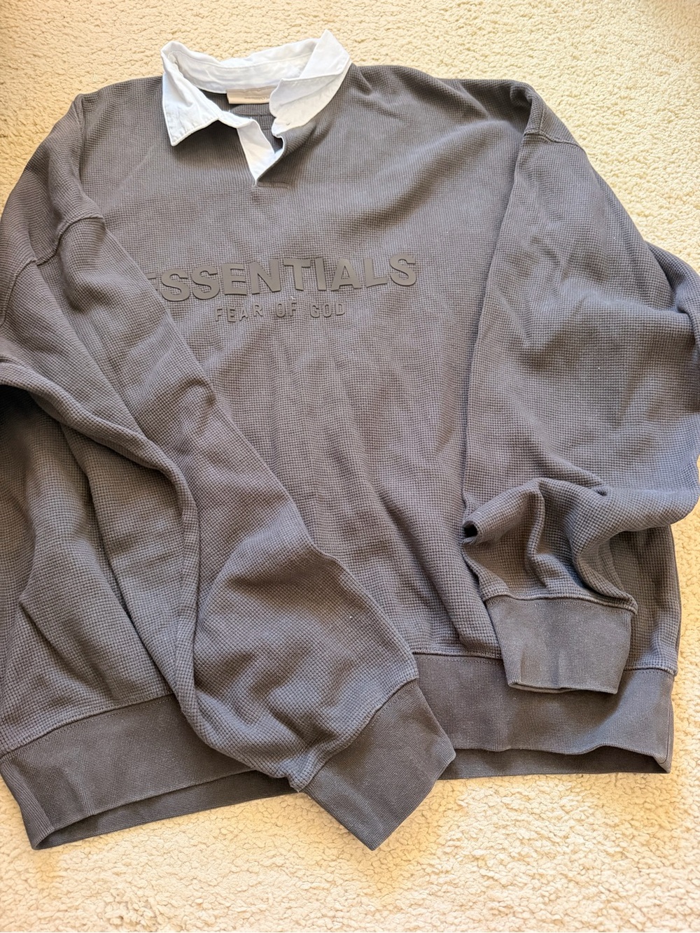 Essentials Long Sleeve Crewneck Sweatshirt in Gray